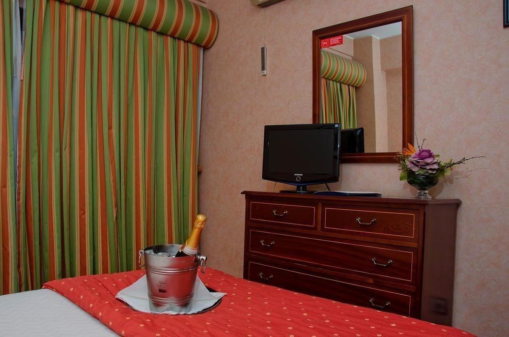 ליסבון Vip Inn Berna Hotel מראה חיצוני תמונה