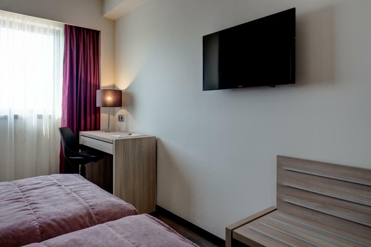 ליסבון Vip Inn Berna Hotel מראה חיצוני תמונה