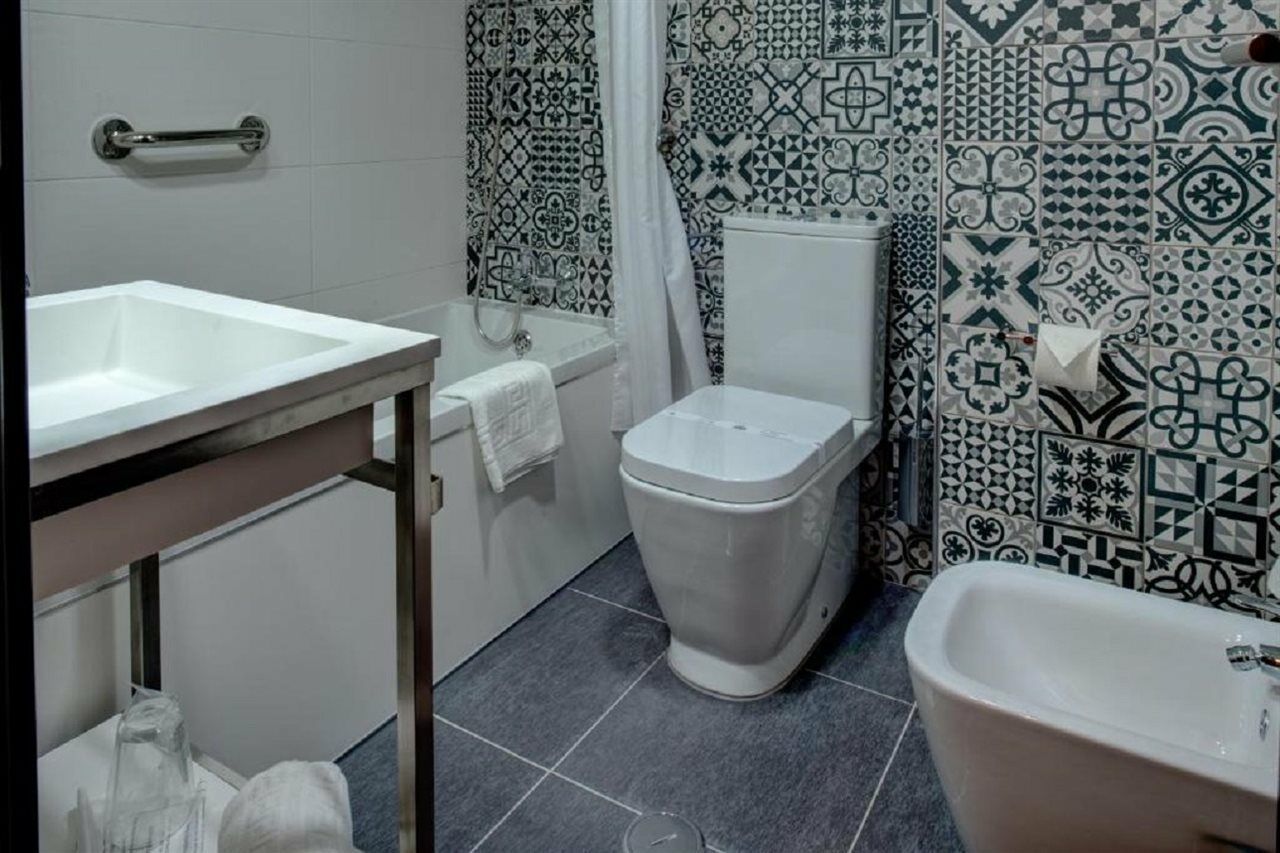 ליסבון Vip Inn Berna Hotel מראה חיצוני תמונה